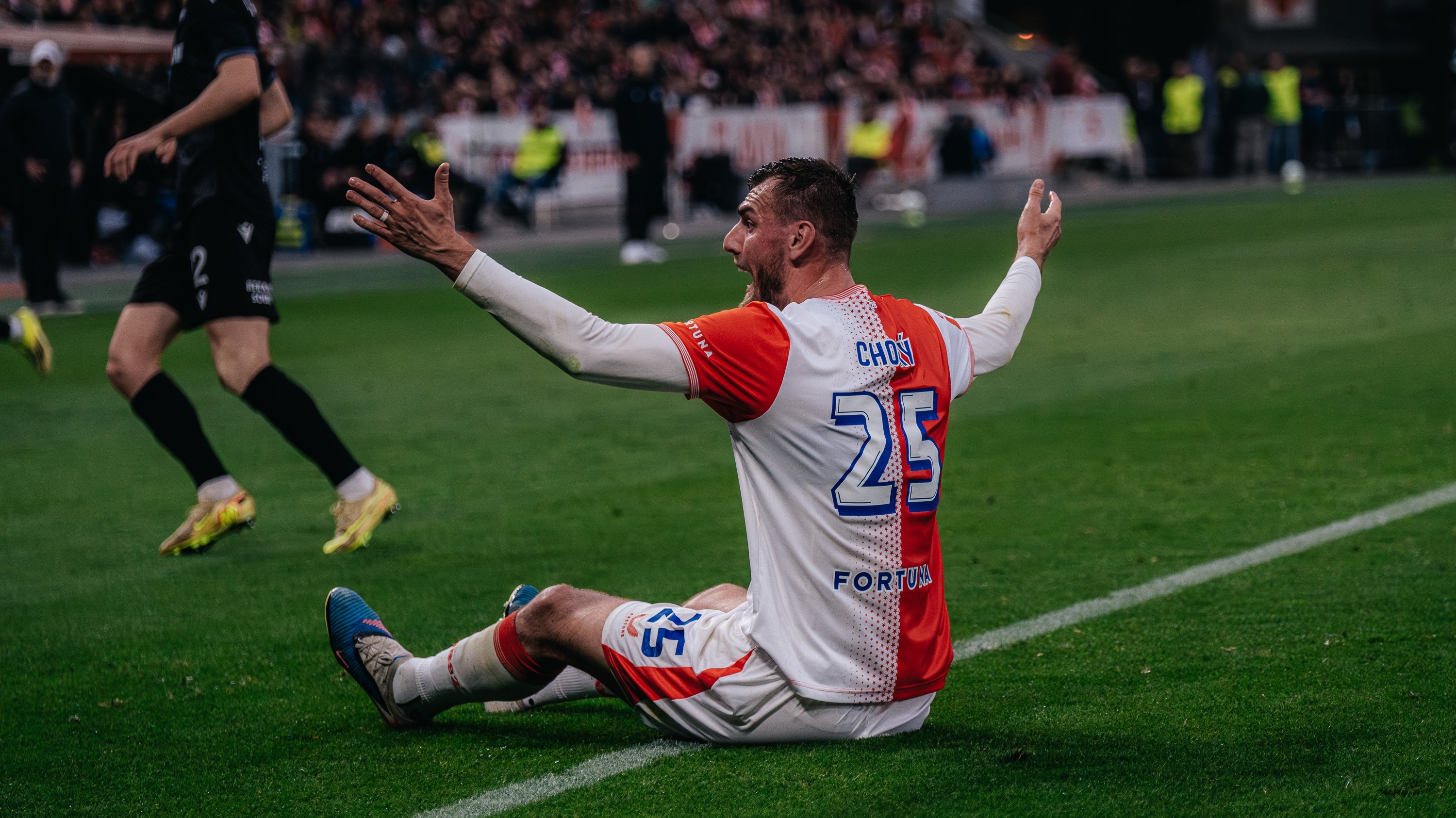 Slavia jako řezník ligy? Sešívaní jsou druzí nejtrestanější, fanoušci trnou